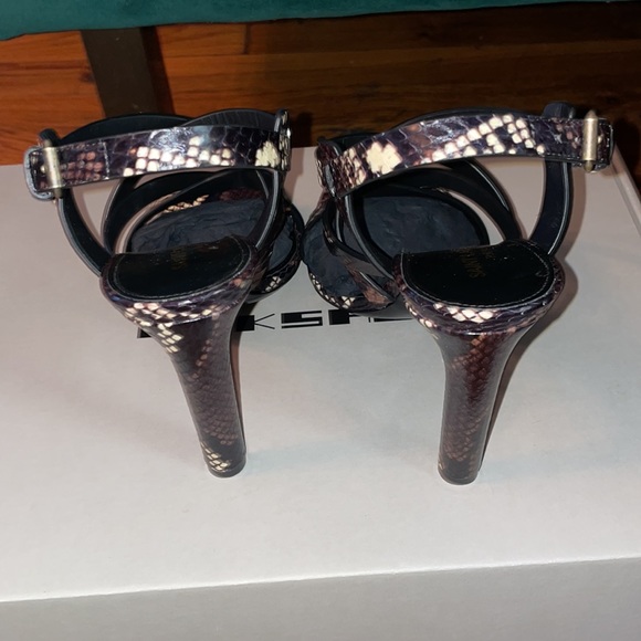 SAINT LAURENT SHOES - Picture 3 of 8